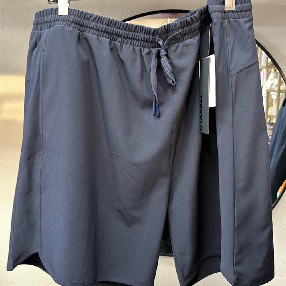 Mono B brand- Men’s wave accent essential active short in dark navy size 2X